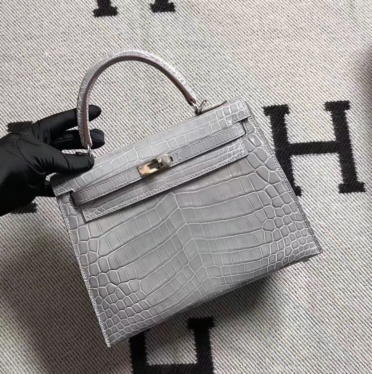 hermès(爱马仕)kelly 凯莉包 冰川灰 鳄鱼皮 25cm 银扣 现货