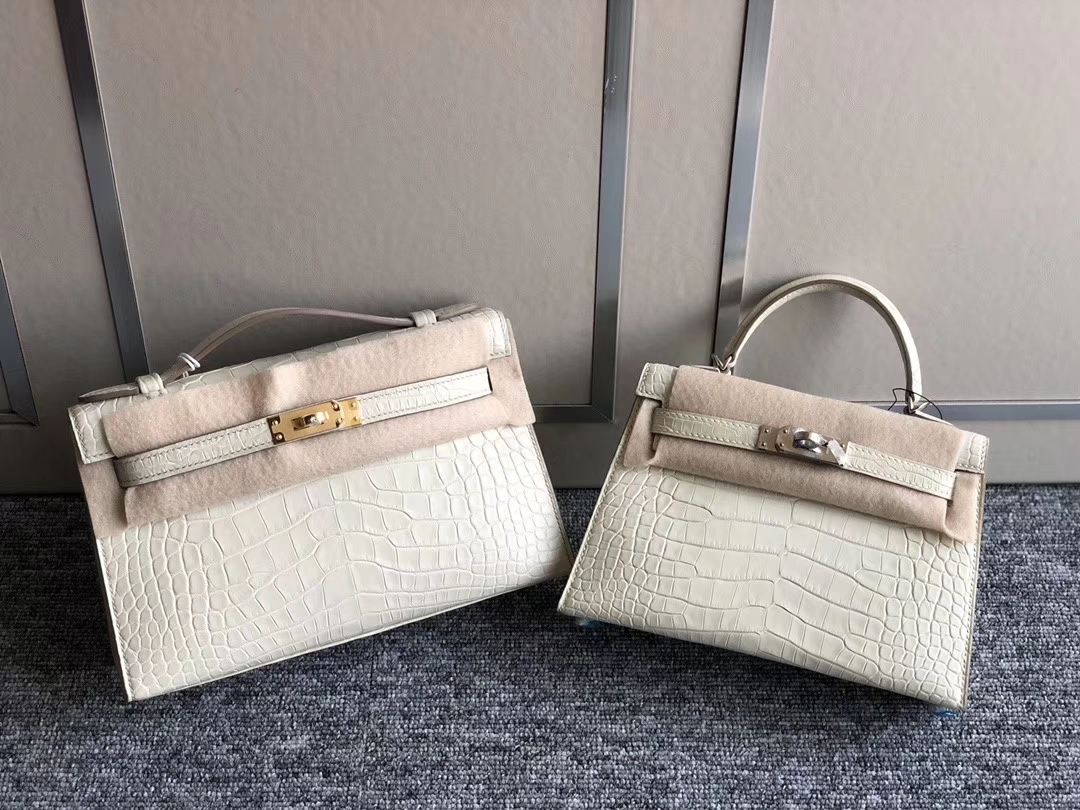 hermès(爱马仕)mini kelly pochette 22cm 雾面鳄鱼