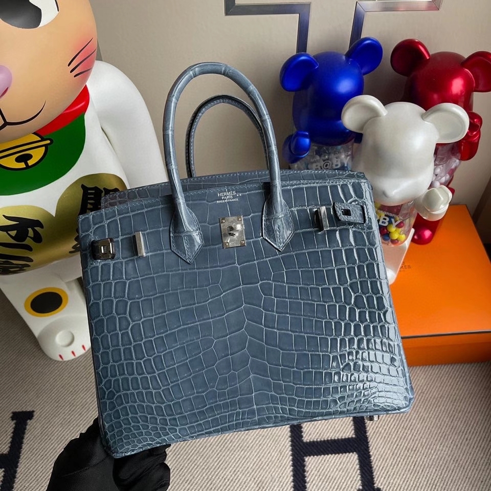 hermès(爱马仕);类别:birkin 铂金包;颜色:风暴蓝;材质:亮面鳄鱼皮